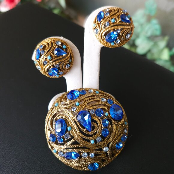 Vintage La Roco Blue Rhinestone Round Brooch & Earring Set - Picture 1 of 7